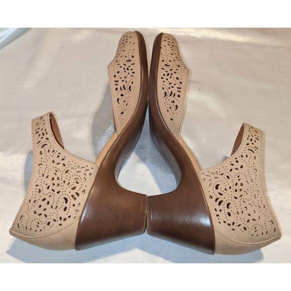 EASY SPIRIT Women's Cindie Mary Jane Heels Shoes Size 8.5 M Biscuit Beige - Picture 5 of 10